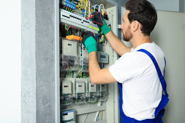 Best Affordable Electrician  in Donald, OR